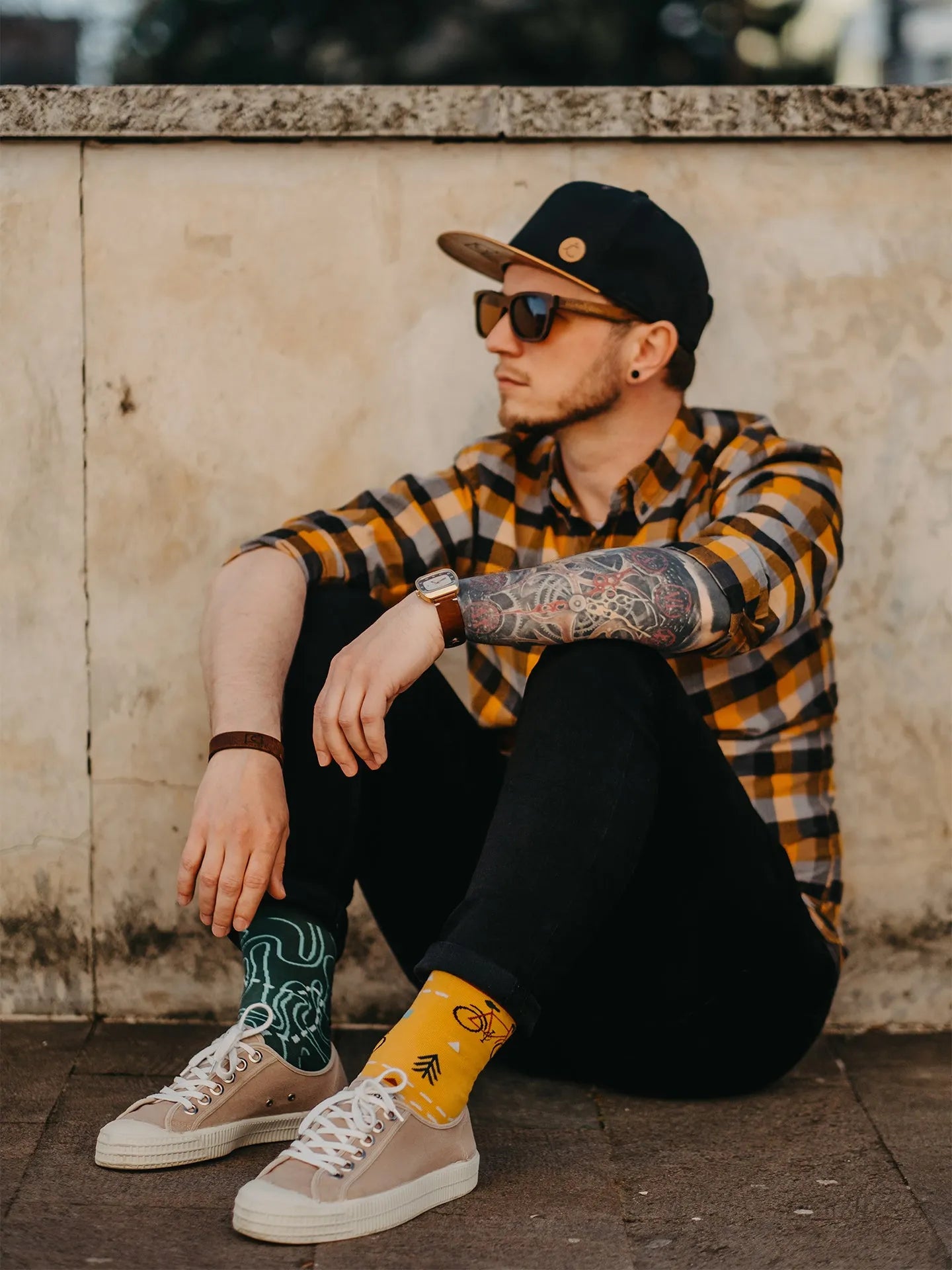 regular-socks-on-the-road-1-b6/b6c74963ed84706858f44cb770eae6585789d099