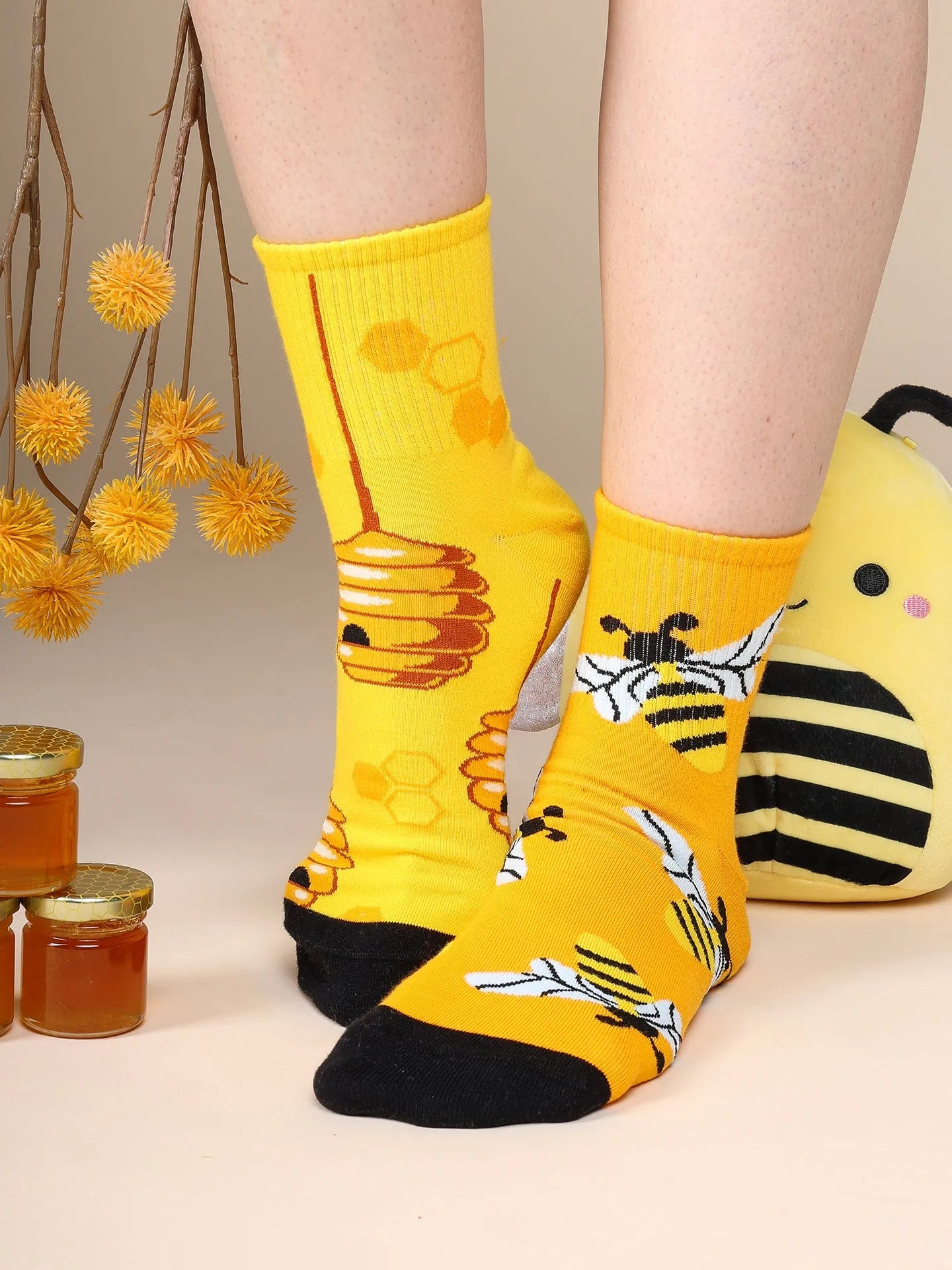 crew-socks-busy-bees-1-c9/c97e073514d258ffc9bc5cb637fa99a35ff97aeb