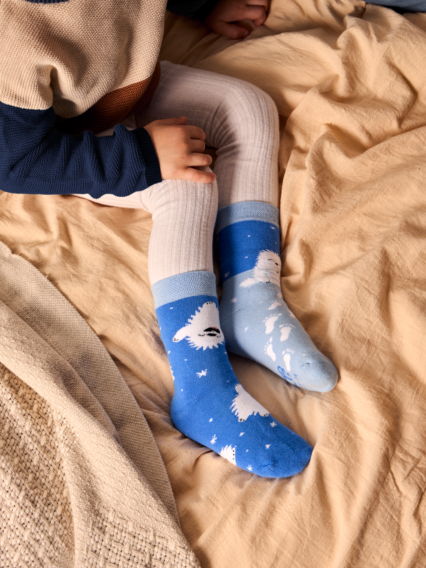 kids-warm-socks-little-yeti-d3/d3a77cea3a84e68d1591a5a8d402ac1138c68d17