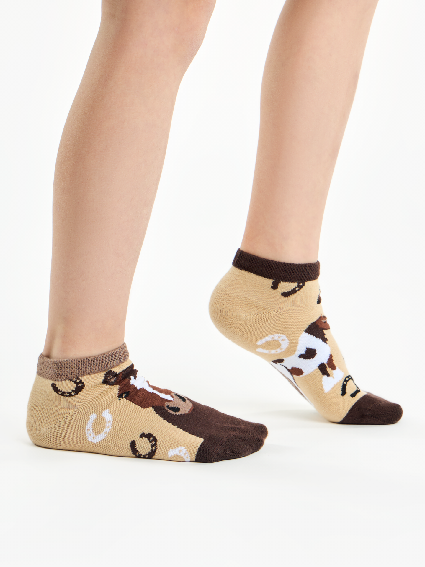 kids-ankle-socks-horses-1-92/92b69b79471458b835f3060d79f0ba214ae6821a