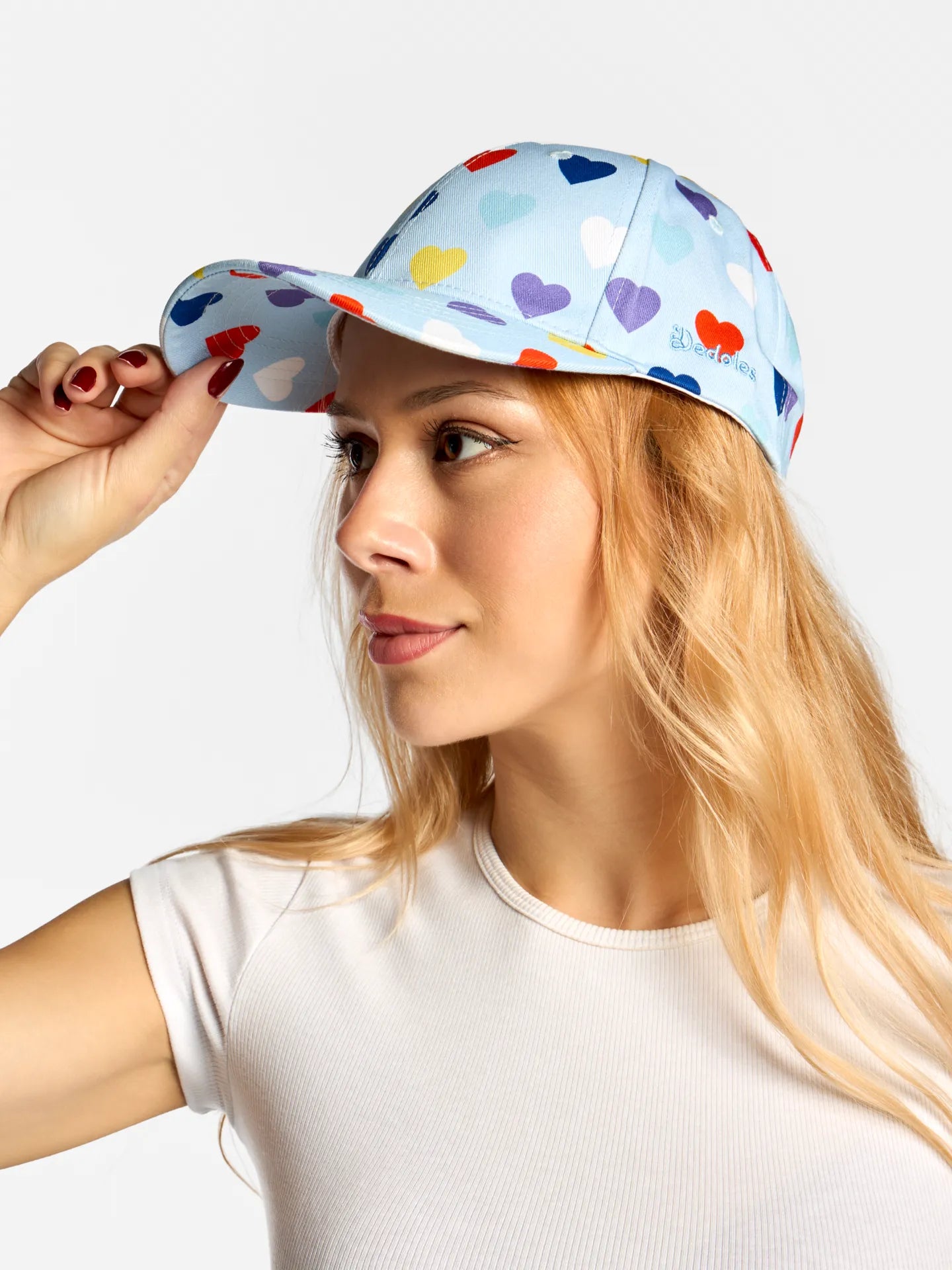cap-colourful-hearts-38/389e7a0728508d63f151600506e554662bfabfec