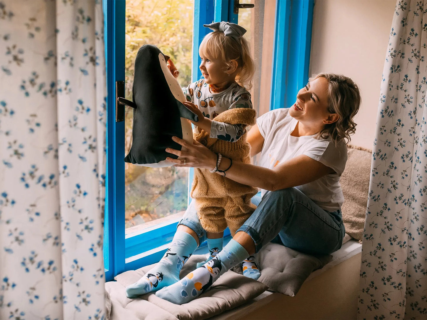 regular-socks-happy-penguin-1-12/122da0df1b0add1117cce9943ff6b5af983144bf