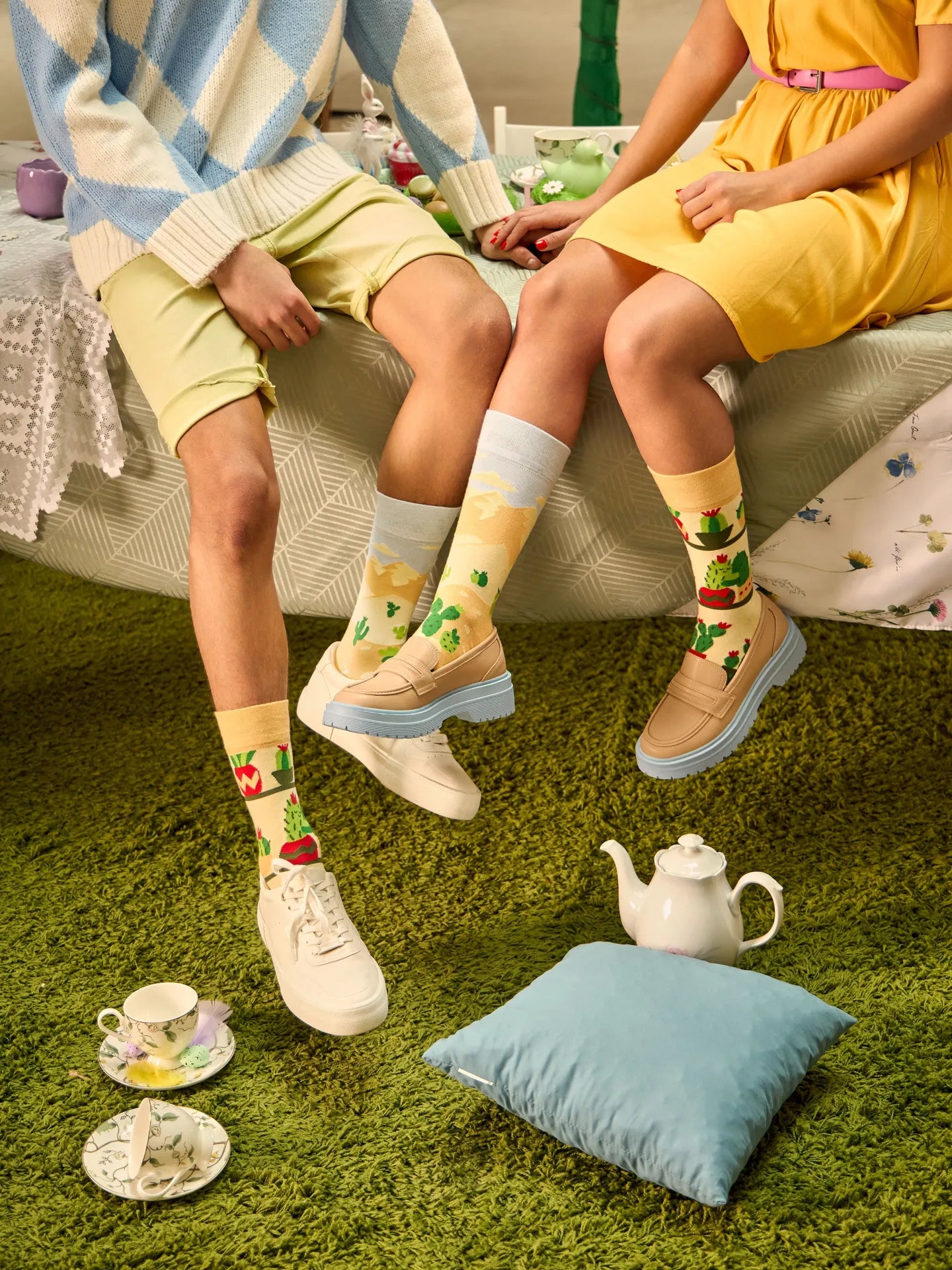 regular-socks-cactus-love-1-e0/e05d84551e50f87fe57a193efe0c7f359fcff8cc