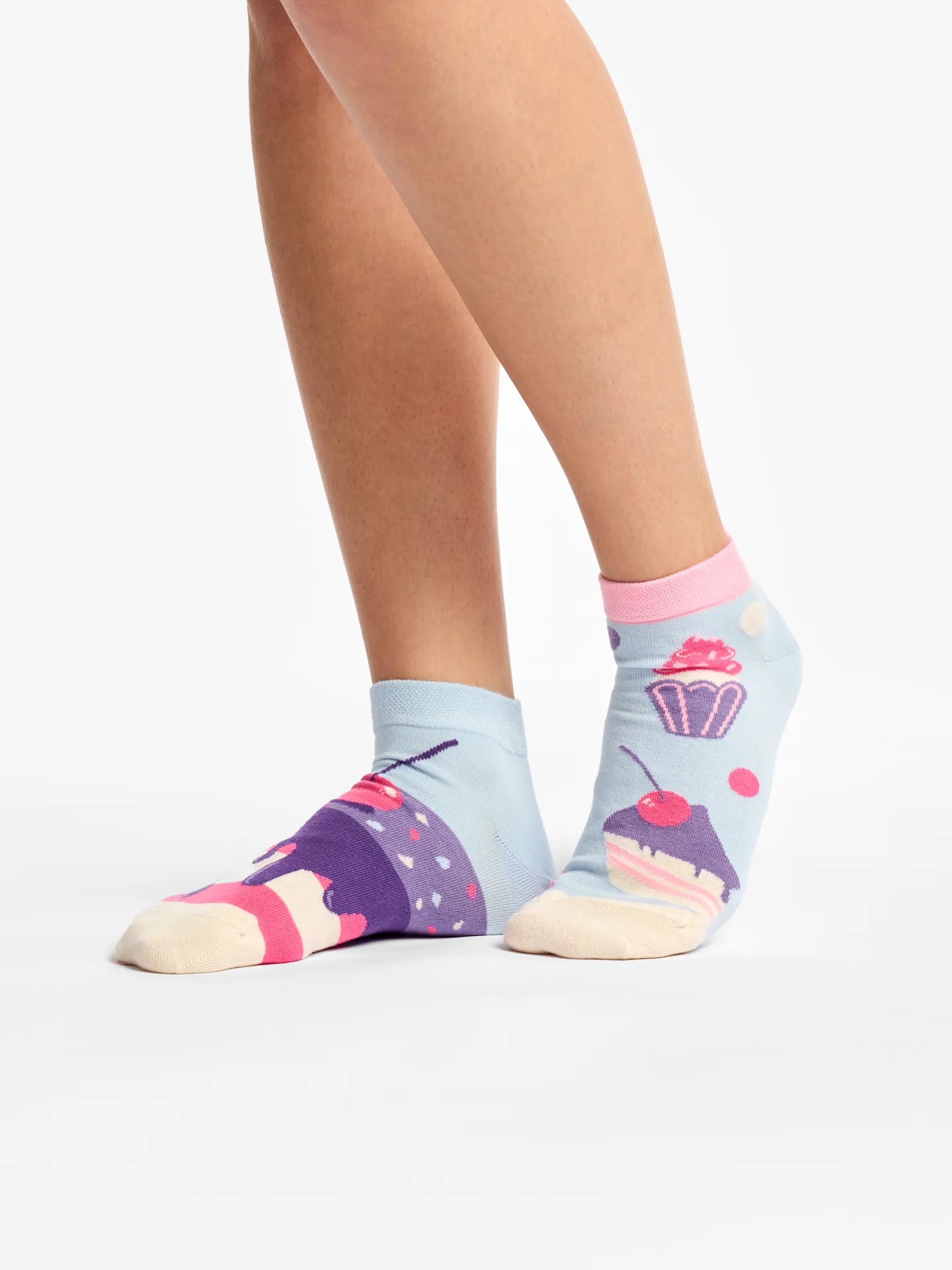 ankle-socks-cherry-cake-1-3b/3b7ef4afc80bd1bb0007cc7133ae9e5b30876f8b