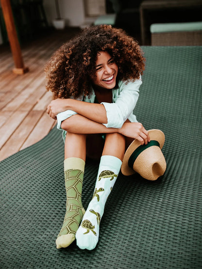 regular-socks-sea-turtles-1-f5/f5e9a0d0e797674426827193922dd637b517a1db