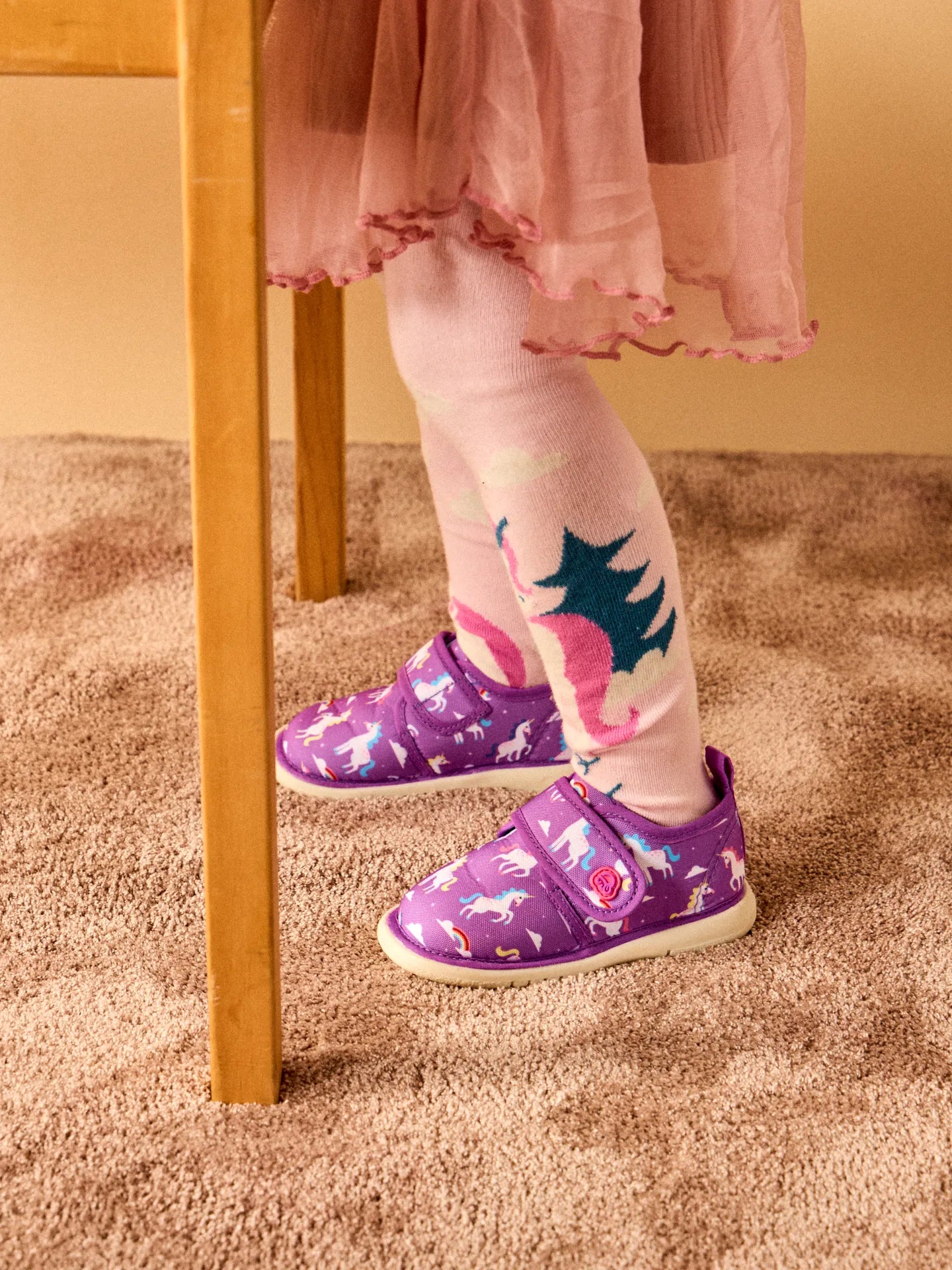 baby-slippers-dreaming-unicorn-1-63/63972d3e4248ee95c4580608a7cdd633e4841174