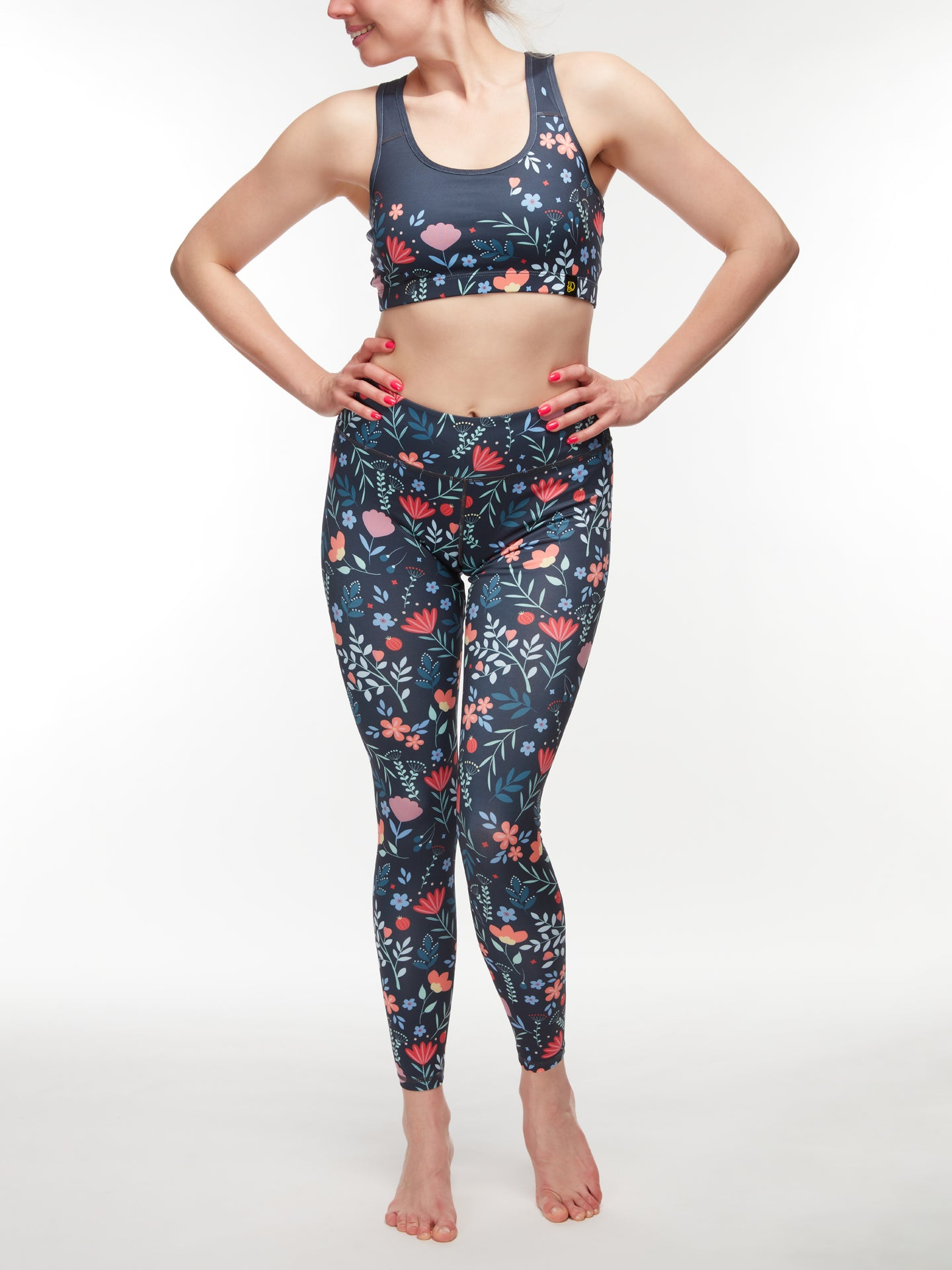 gym-leggings-garden-flowers-6b/6ba938355301cca3a572a9afd3fca0d211b2b733