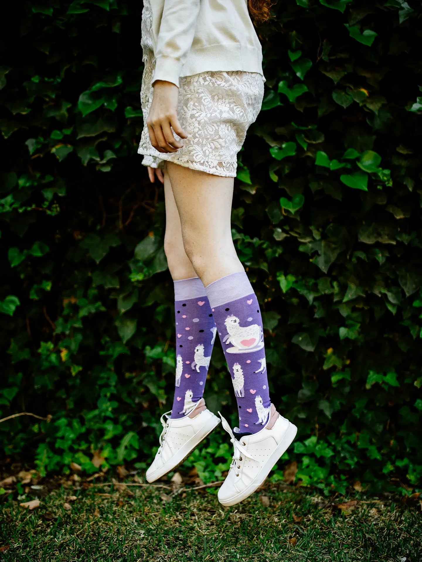 knee-high-socks-llama-love-f7/f77b9d7ed506fd8983734018ac2660adedf56428