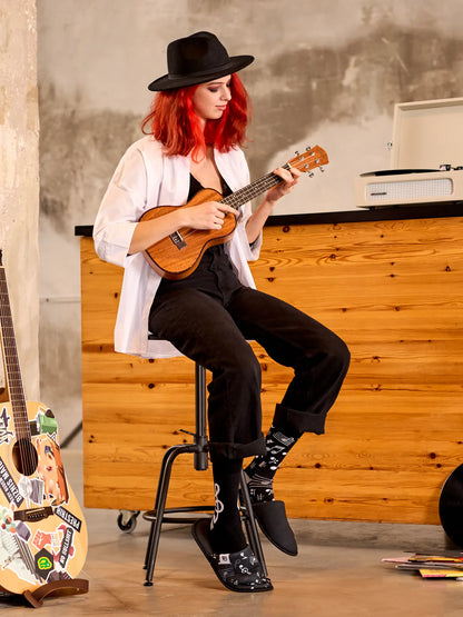 regular-socks-music-1-0d/0d5821d7cf52b82a35e6faf6d5b2057e05082a1a