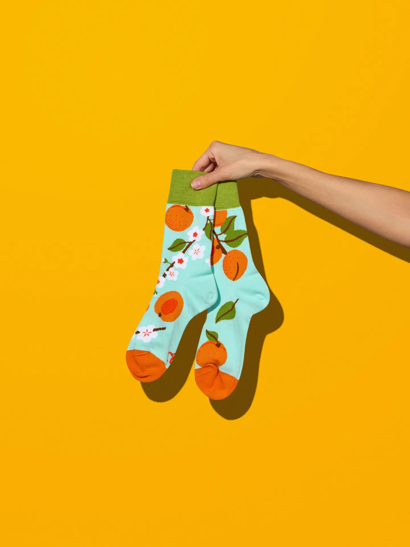 regular-socks-apricots-1-0c/0cb7ebdf869c206c70d9562c68d256e3340fdcf2