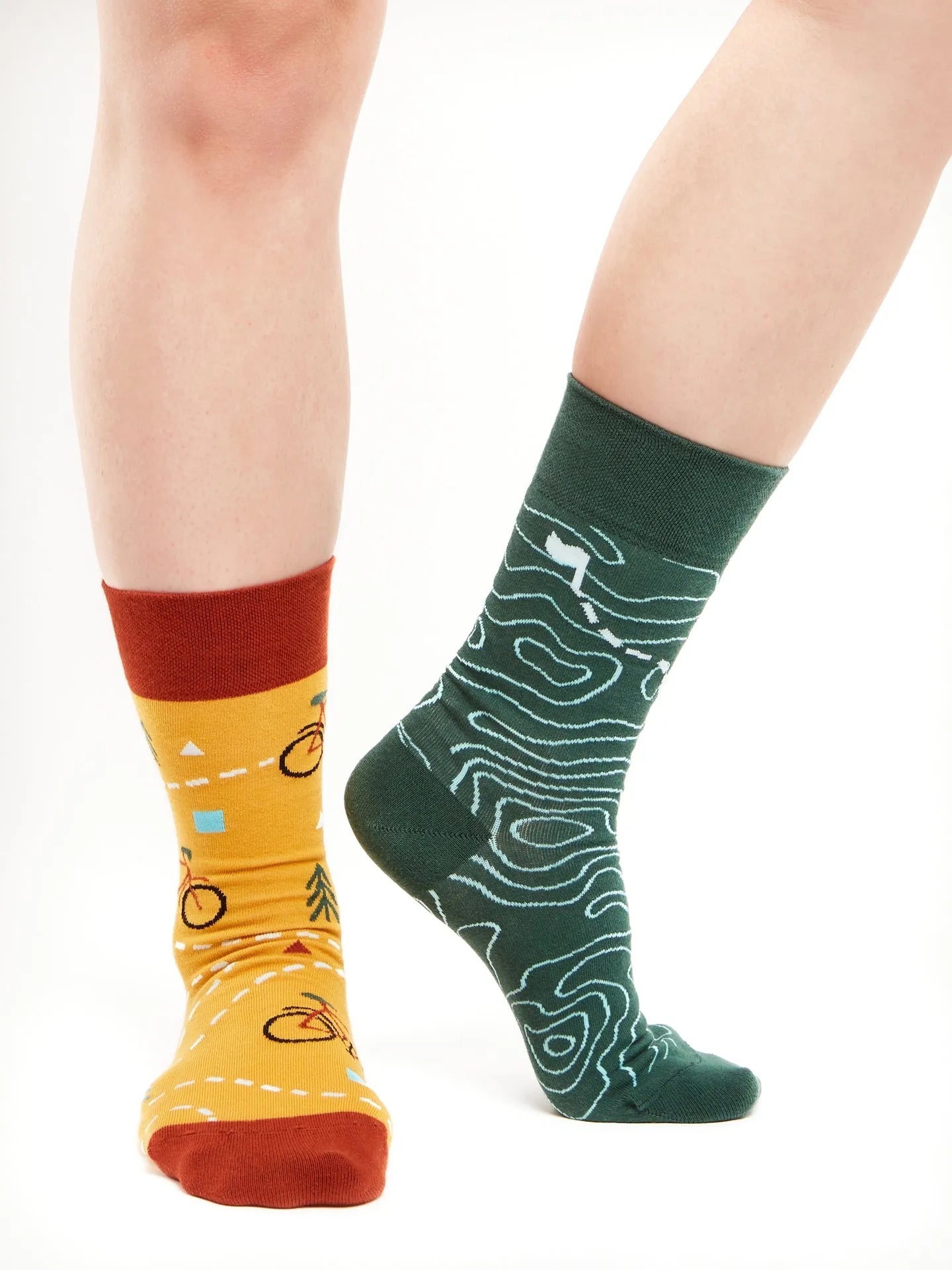 regular-socks-on-the-road-1-6b/6b887c8d106456dbbac79f5022dc9399ea0fd1f3