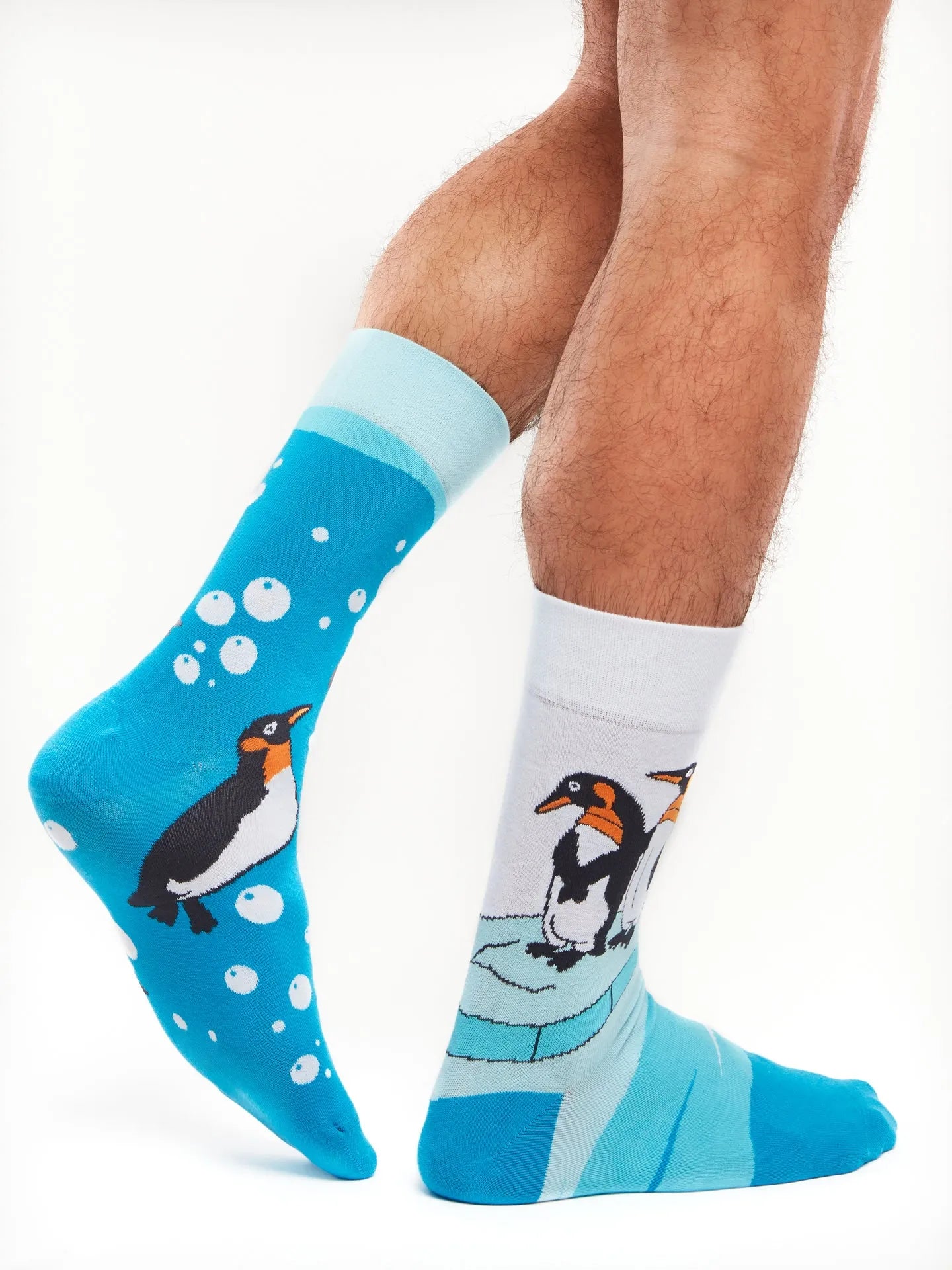 regular-socks-penguins-1-44/44e7d066a251567d52d65dc537bb3c9525b070c3