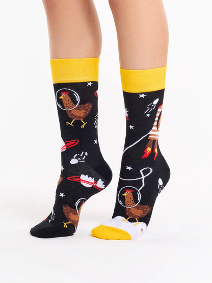 regular-socks-hen-astronaut-1-6e/6e387f903317b2321fe01057ac25ea844778da8f
