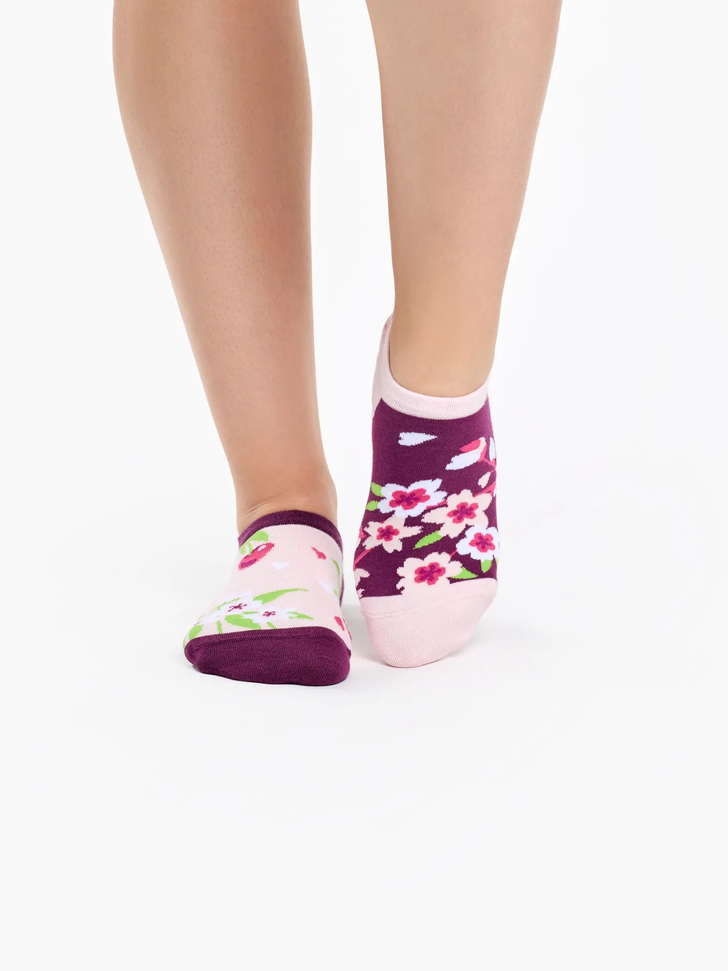 sneaker-socks-cherry-blossom-1-17/178cf0405fb286692d53a5801a921c323284ae2a