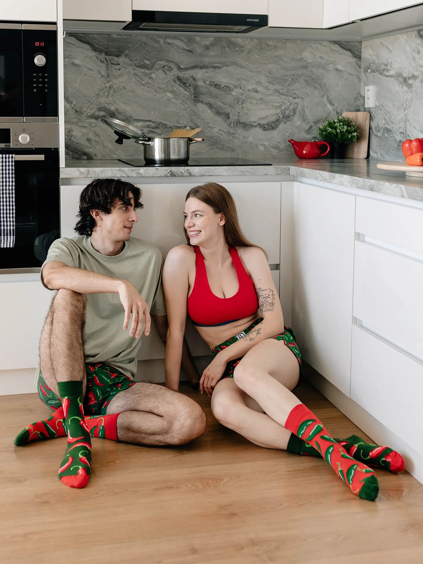 regular-socks-chili-peppers-1-2b/2beb681c3134e199613d527da729762aa09e6fe0