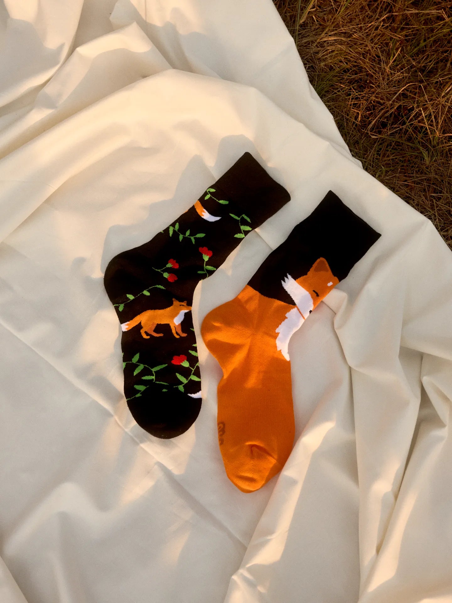 regular-socks-fox-flowers-1-16/160f957d7540c193245c512ceef45a2e125d572f