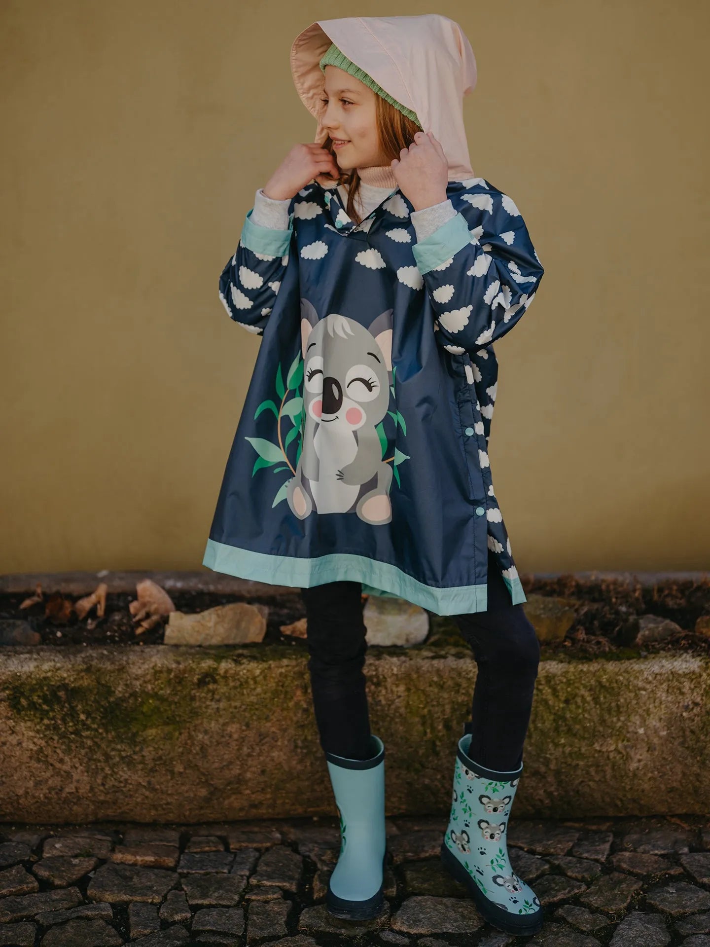 kids-raincoat-happy-koala-72/727b875dd8c15ba773bc88420666e0a0b901f56f