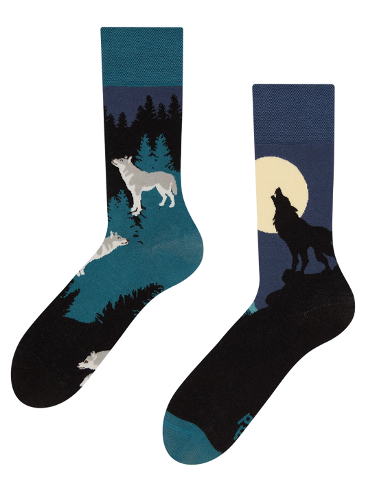regular-socks-moon-wolf-1-0f/0fde5fedfd9fac0fbe19d5a9e5b1e57256bd19b6