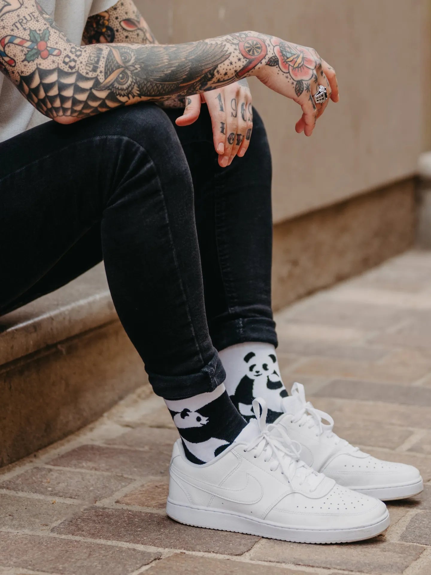 regular-socks-abstract-panda-1-75/75d4925e0ce2fb523ea2b0397a147d773243b583