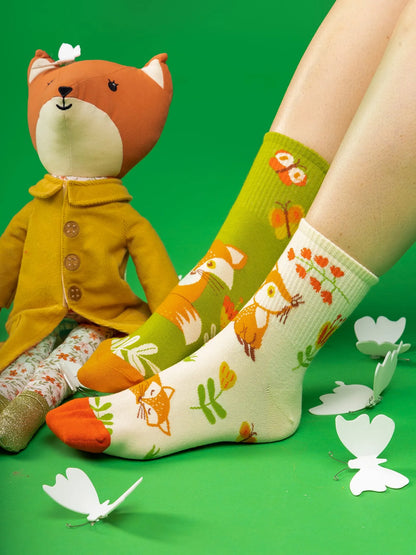 crew-socks-fox-butterflies-1-6e/6e3dee401f01e6dc680588df1a41594961c6fa92