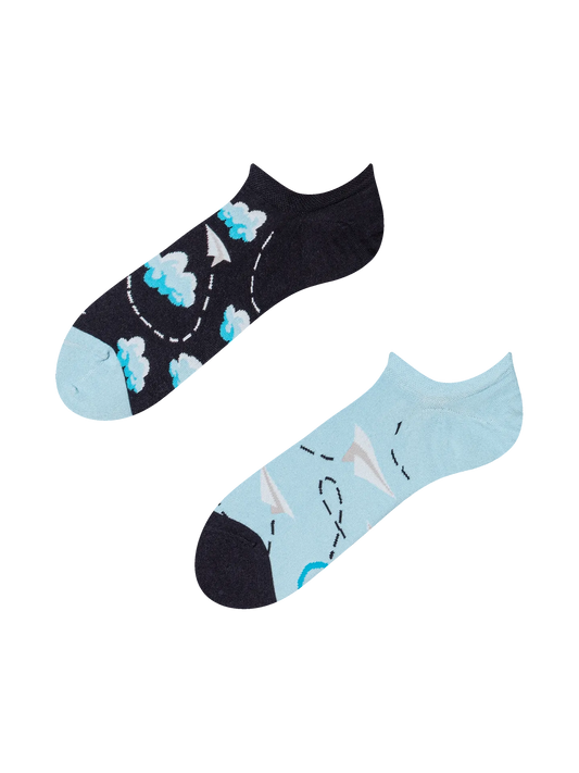 sneaker-socks-paper-planes-clouds-1-f0/f02478c0f3a86006fe1e284a0dd36950a4b0100f
