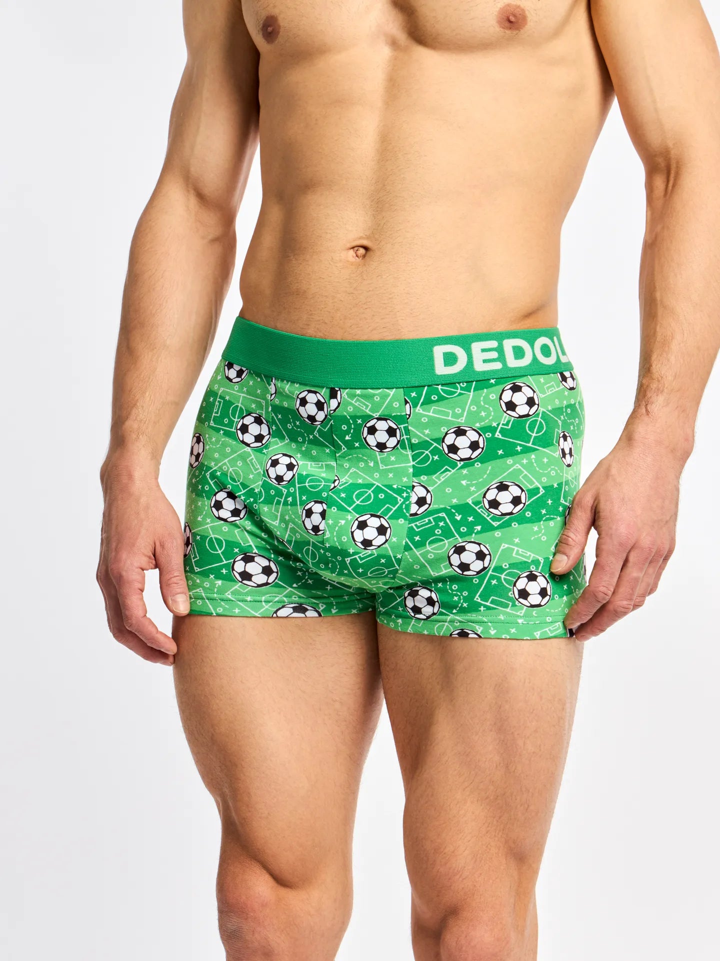 shortened-mens-trunks-football-pitch-eb/eb36ab6233387f326dda855335668bb3606d15c6