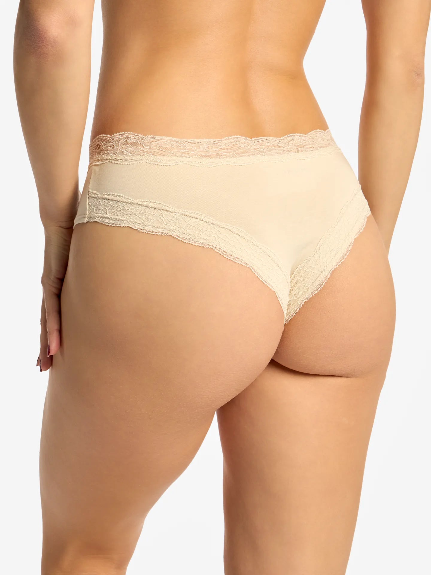 beige-women-s-lace-briefs-63/63e8c7d2ef16394714217e08e7721a8253e2ce2f