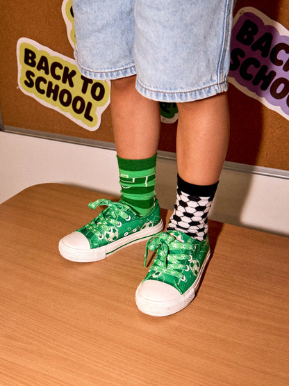 kids-canvas-shoes-football-pitch-9d/9de049b8285fcc91a9879a60fc235e67db991c68