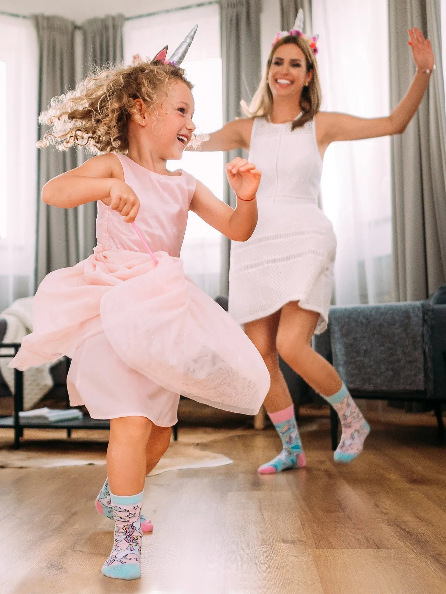 kids-socks-rainbow-unicorn-1-90/9098e5b7f75f43a1a6381e79a8db4480e82432ad