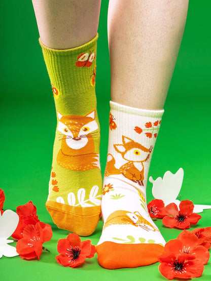 crew-socks-fox-butterflies-1-00/0058b0fbf00caf0dcf724ecb7ea0913545cd6d2d