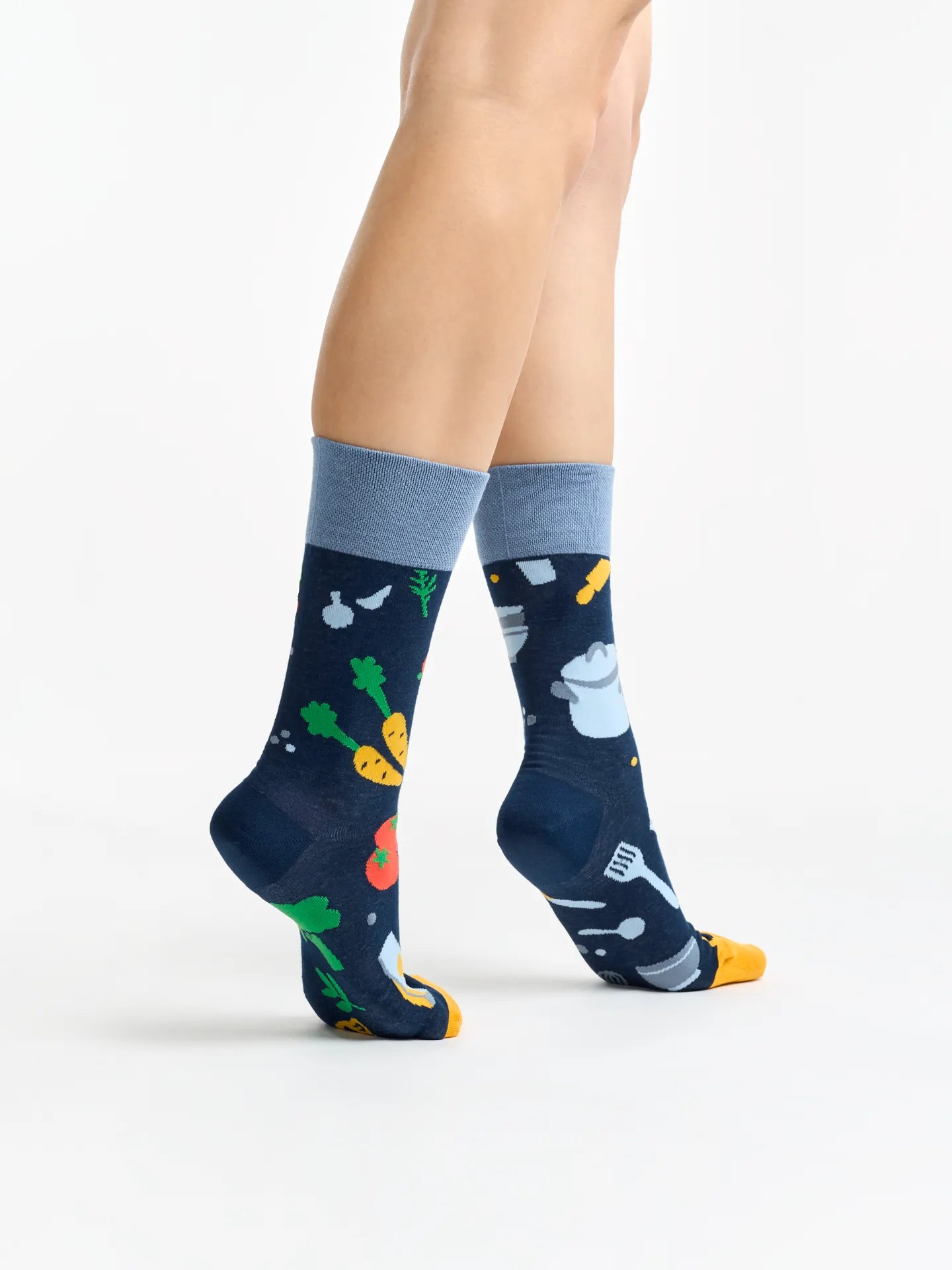 regular-socks-healthy-cooking-1-93/936e6a55492f44652f152581965f358179596768