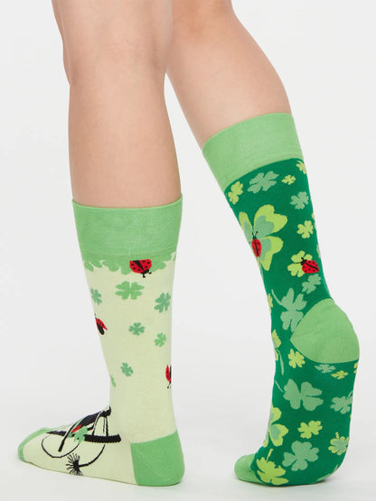 regular-socks-four-leaf-clover-for-luck-1-5d/5dd1e88bf0c9edf8620c9f19dbea25abc095bbef