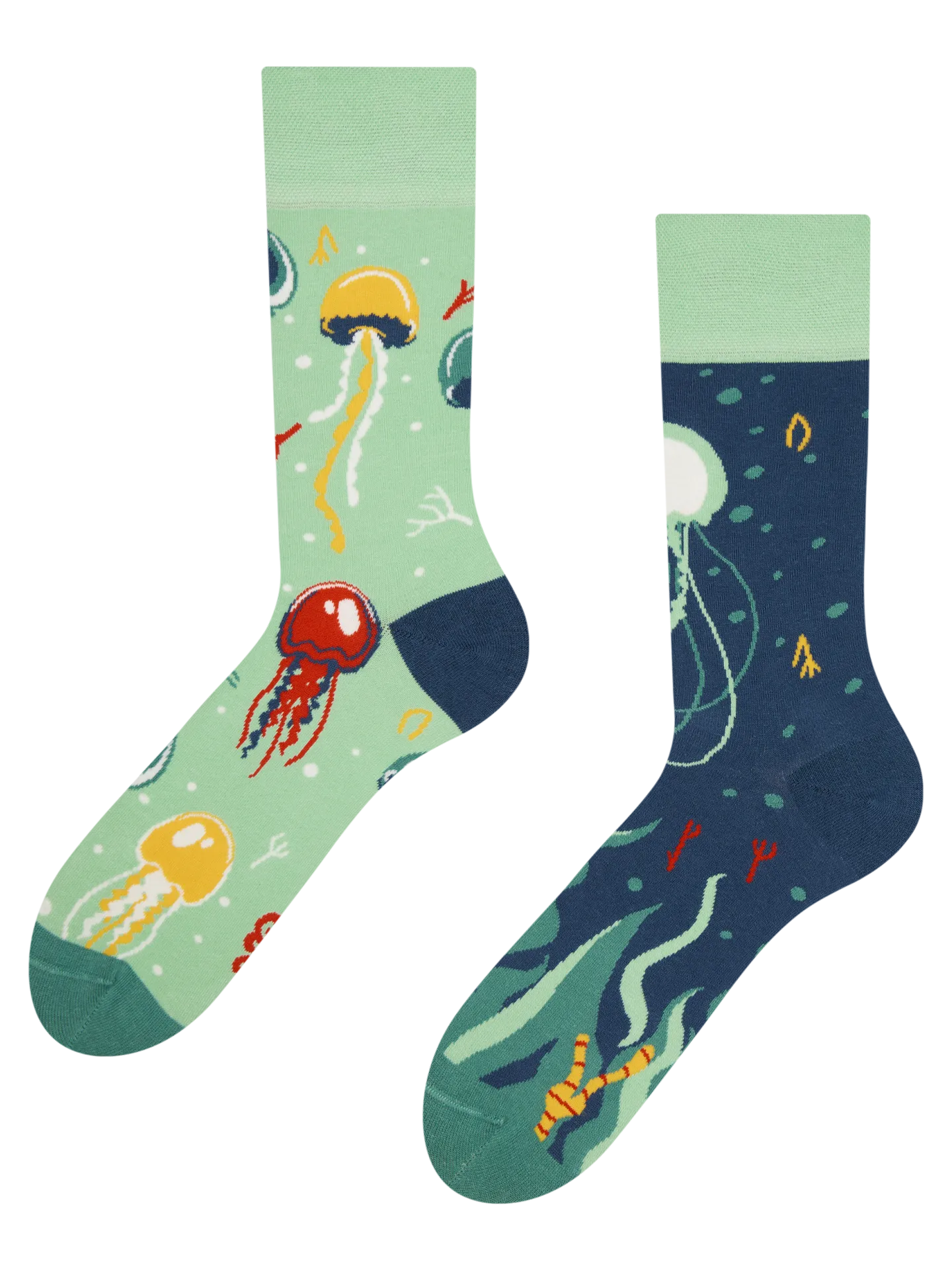 regular-socks-floating-jellyfish-1-6e/6e795b346b3e06502e7db898764c059cd47381fb