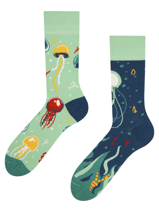 regular-socks-floating-jellyfish-1-6e/6e795b346b3e06502e7db898764c059cd47381fb