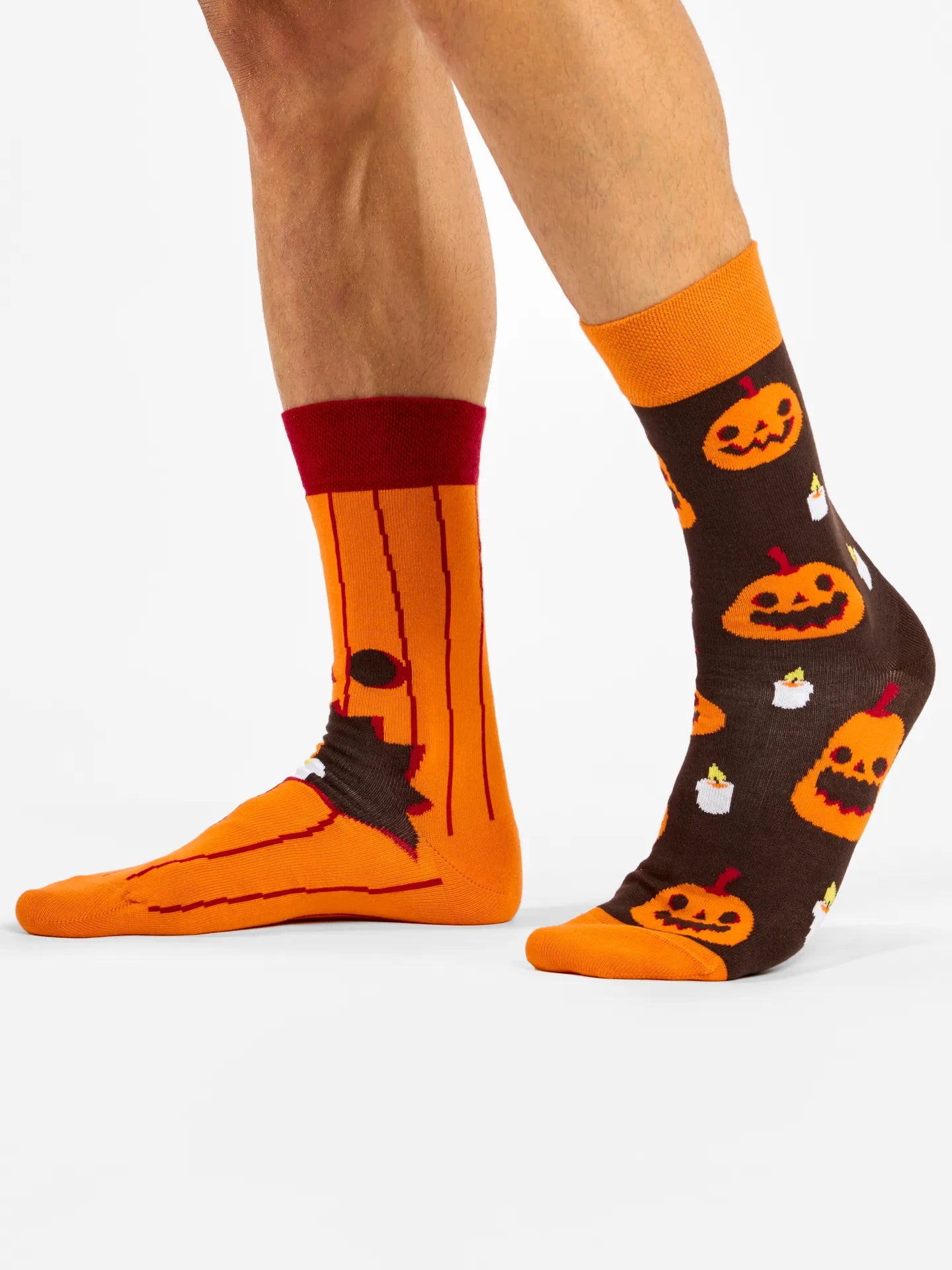 regular-socks-pumpkin-candles-2-66/66a8692276e7e212c66a8e4a9280e154b8d13419