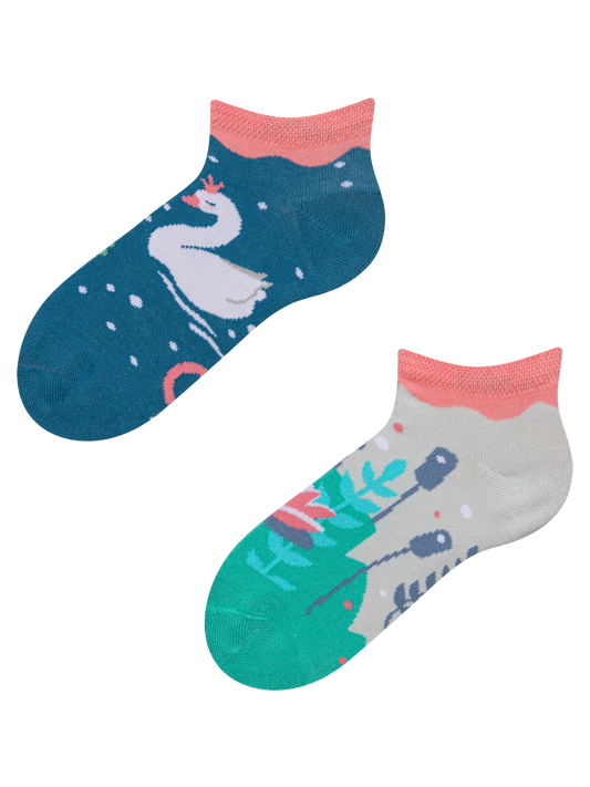 kids-ankle-socks-swans-6c/6cdf9ea48d4de2ea7287f70be6e34131e722c024