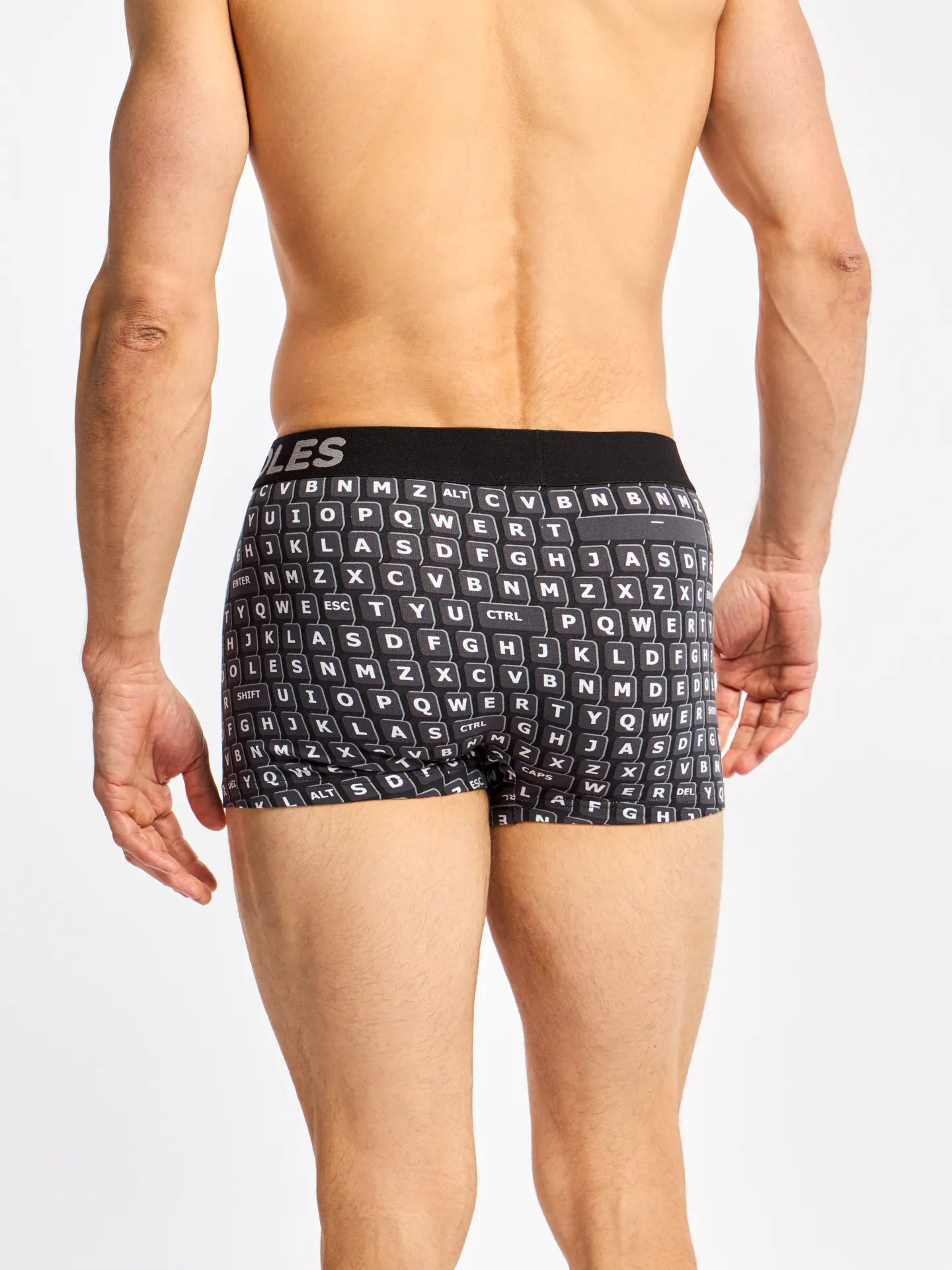 shortened-mens-trunks-keyboard-93/93f30d14405105ea1287e49d05794cc0bc0e1a63