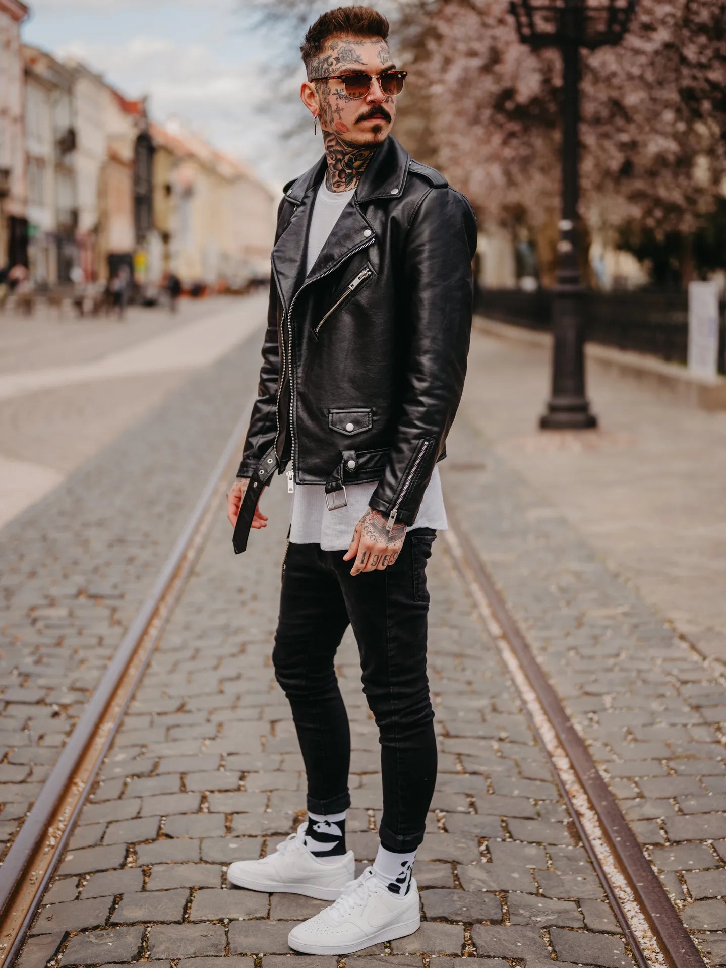 regular-socks-abstract-panda-1-a8/a879a56eb8760b33618e4619d82320cbfe6e6015