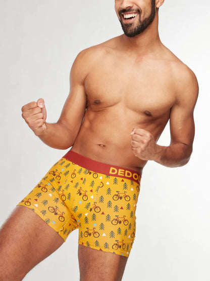 mens-trunks-on-the-road-3d/3d2fc883f5174587e2ad260eec0fa55d318b6400