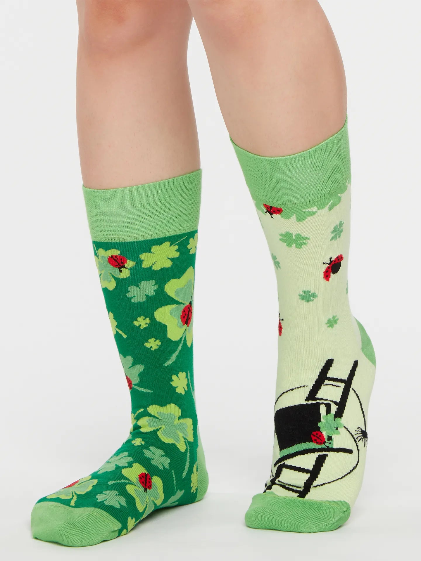 regular-socks-four-leaf-clover-for-luck-1-5b/5b7ed7f9ea4fec3b64e28d153015f34415217e97