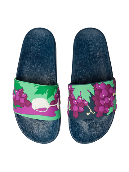 slides-wine-grapes-7c/7c6fe77ff31913652bddb49c716e0d2d72e59c70