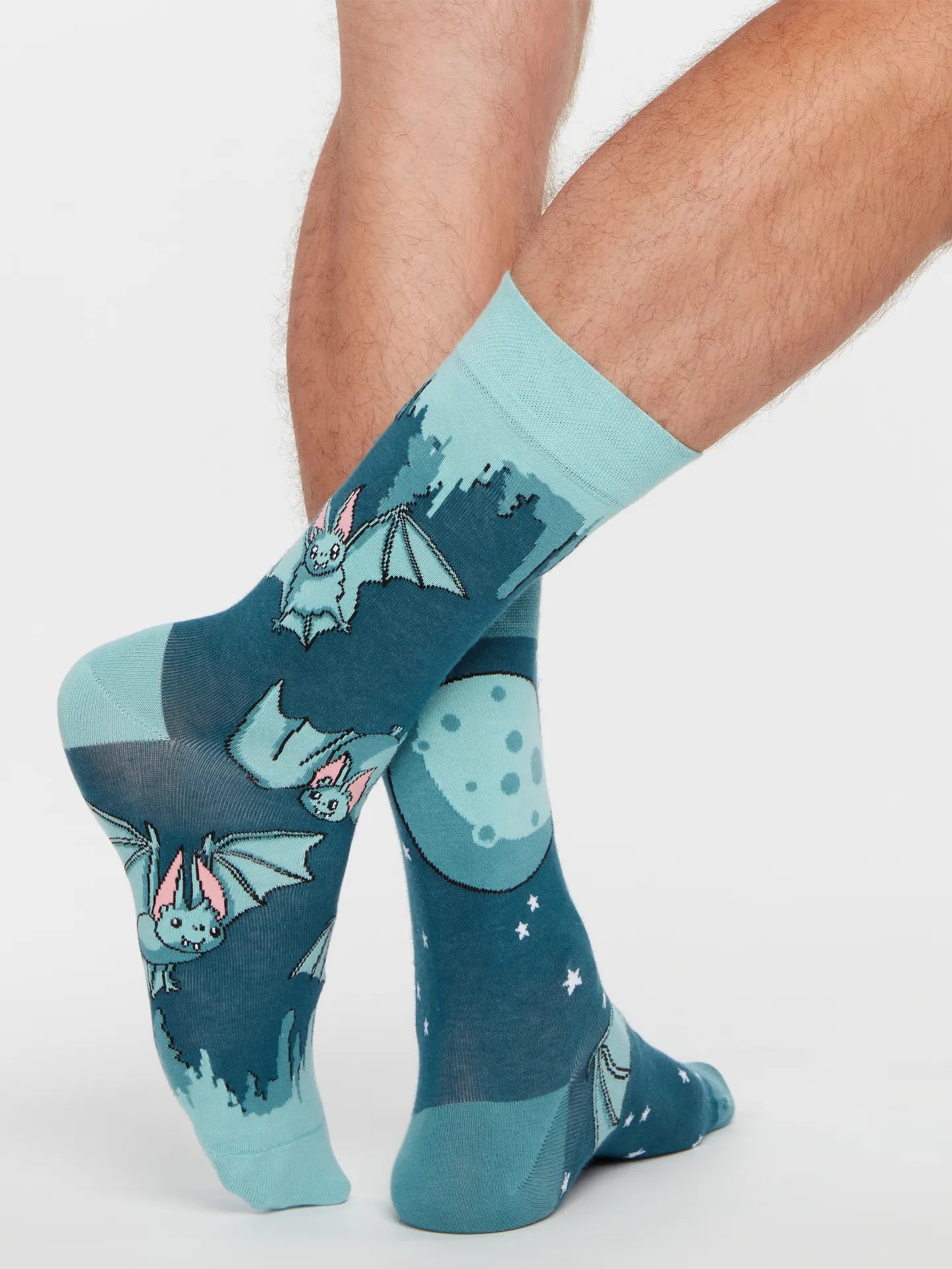 regular-socks-bats-in-the-night-1-a4/a45977bee04d2f16ee1e1cb84f4bb57fe06d59d2