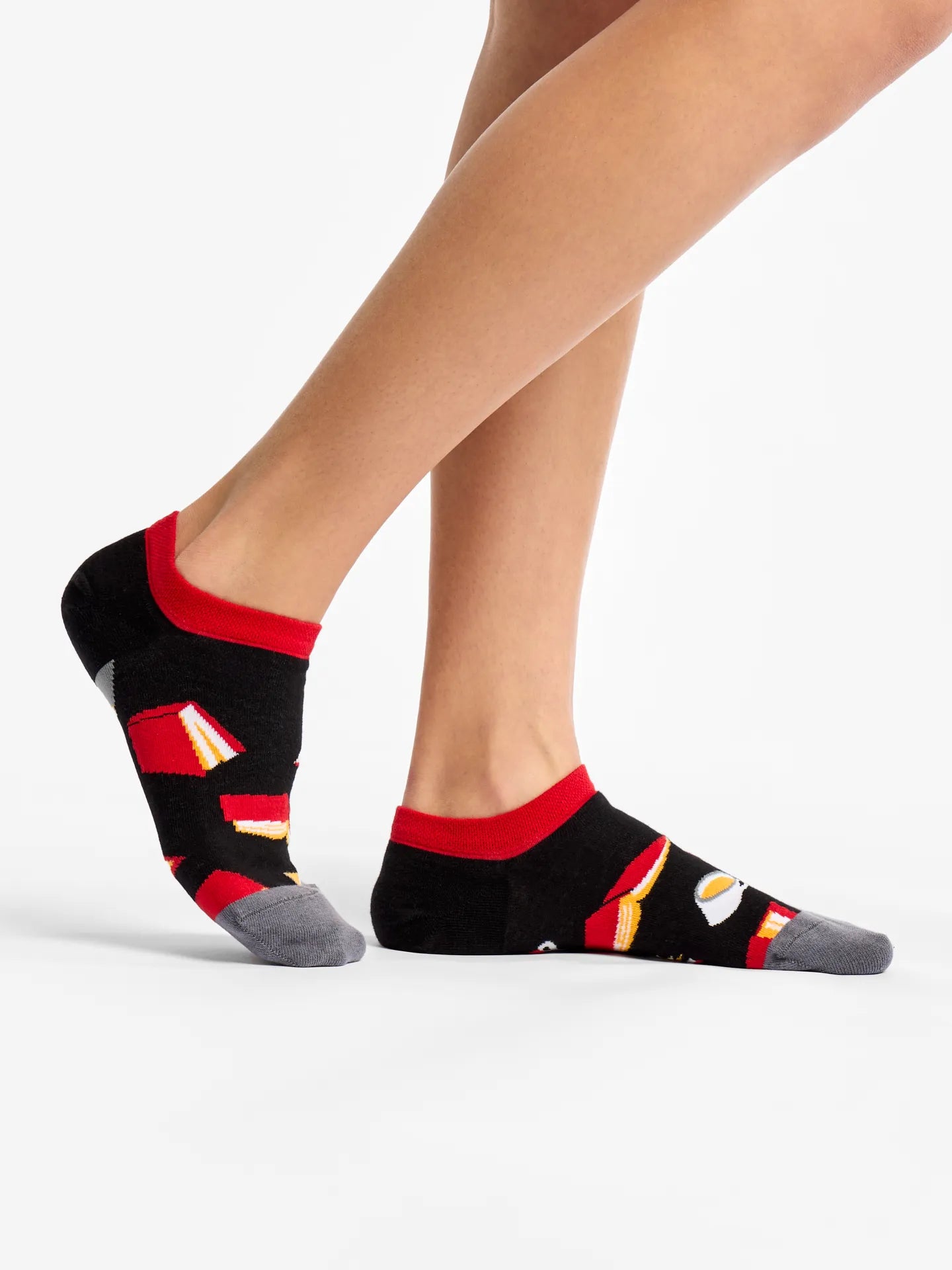 sneaker-socks-book-lover-okt-50/5014659d7285fa96d378438a388d75fab5e19f81