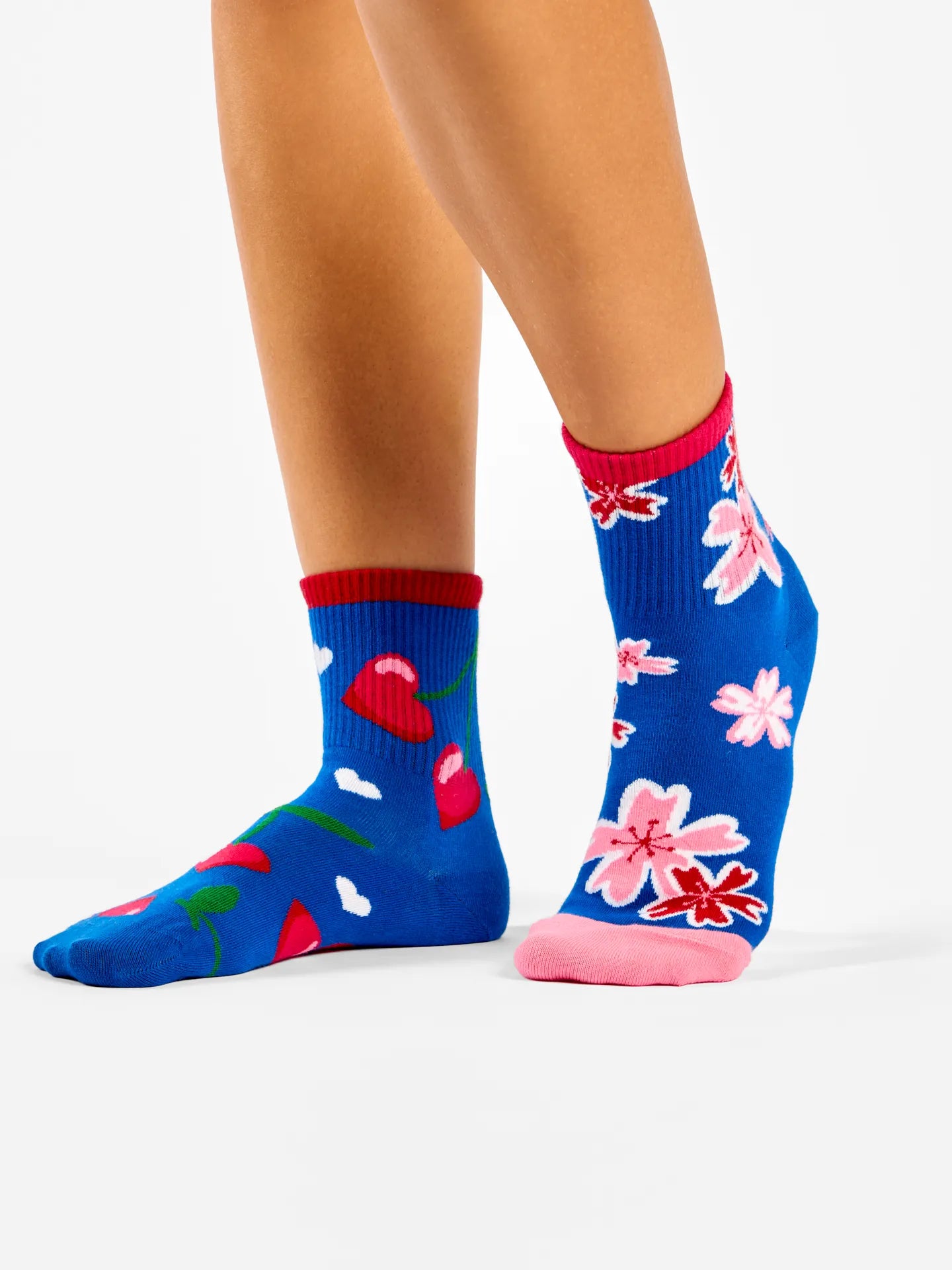 crew-socks-cherrie-love-87/8731834197dd0027be863120622882bd25327351