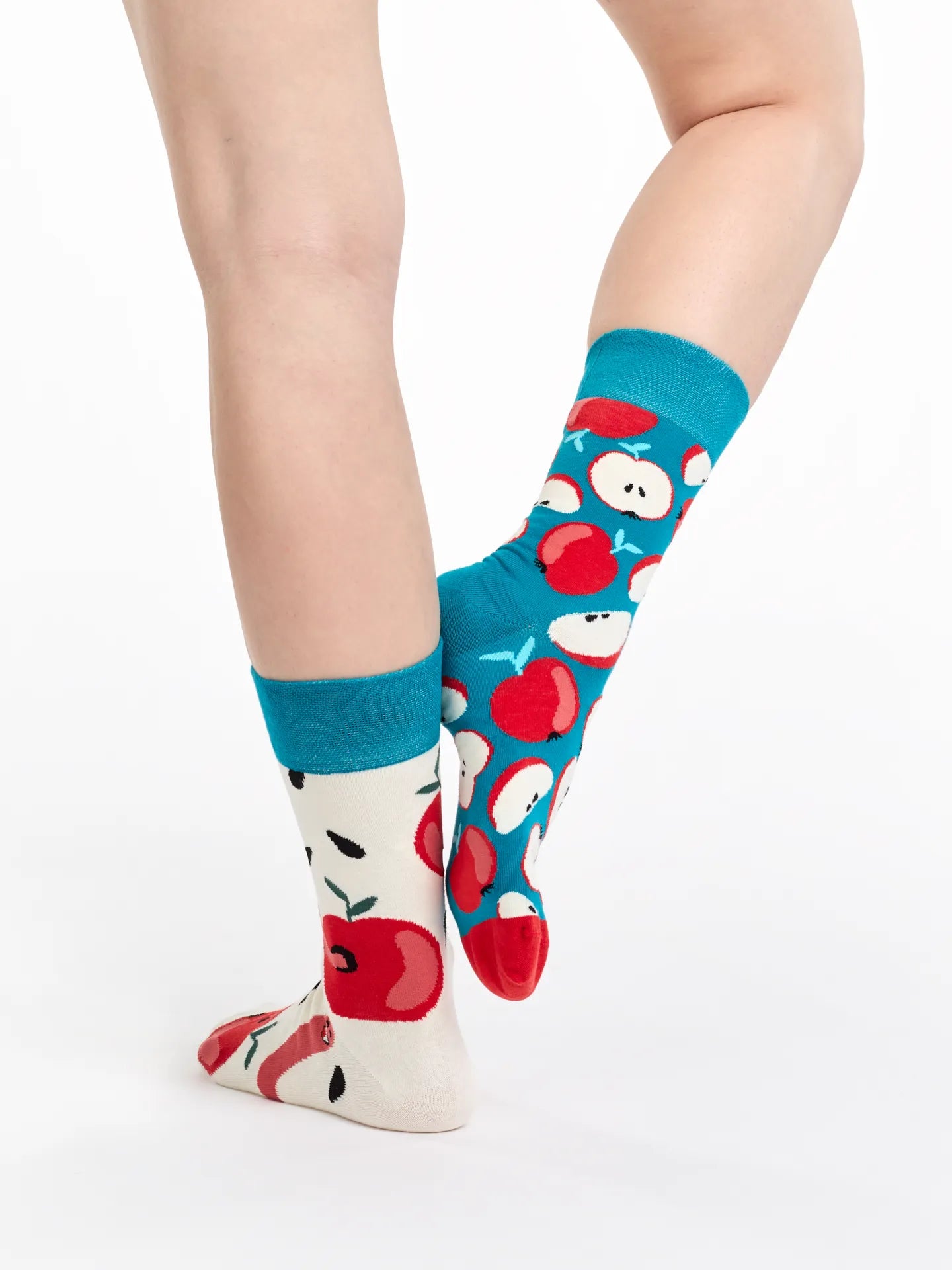 regular-socks-red-apple-1-86/86c417b300171fbe34893eaa253b8298f83c6ad1