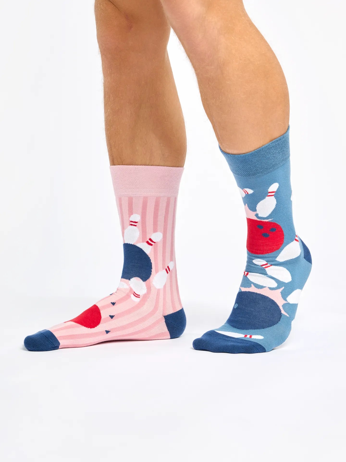 regular-socks-bowling-game-1-a7/a77b299fac1cec4d5adc7f089f2e025c30140ba6