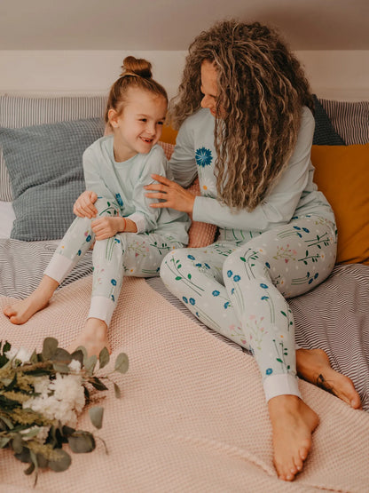 kids-pajamas-meadow-flowers-8f/8fcf6d7dc5b5af9d296ba1e9f4b7ca45e67c92d1