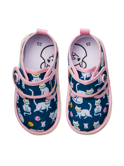 baby-slippers-playful-kitty-35/35c2a7d1b0148c11c41ecf00b86cdf7dd36243e9