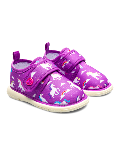 baby-slippers-dreaming-unicorn-1-e9/e9b6b8704f774360b2944f0dd15616638eb8a941