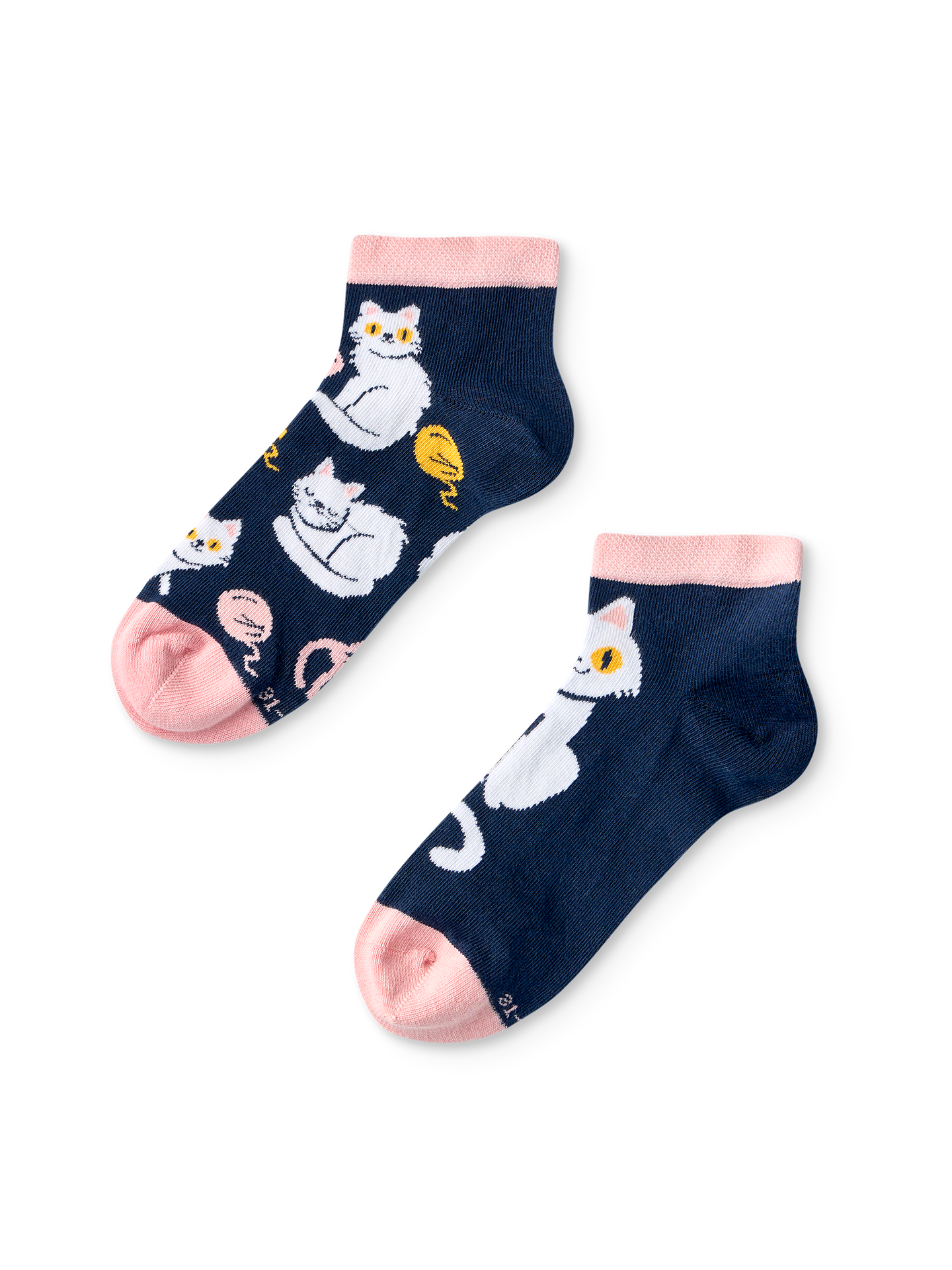 kids-ankle-socks-playful-kitty-1-2c/2c920ac326806b6217271ab087db26813710970a